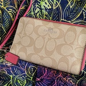 NWT Coach wristlet